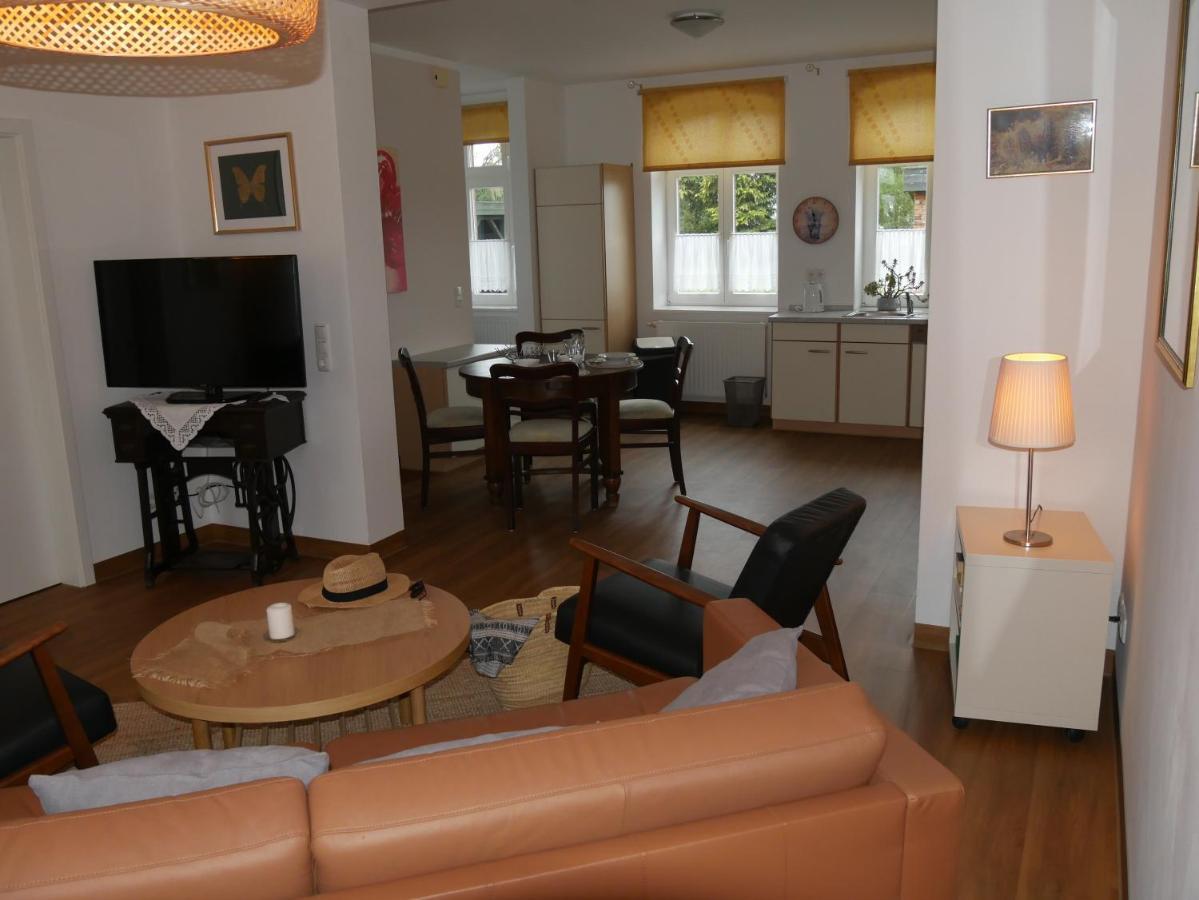Lindenhof Wohnung 2, Erdgeschoss Vipperow Экстерьер фото