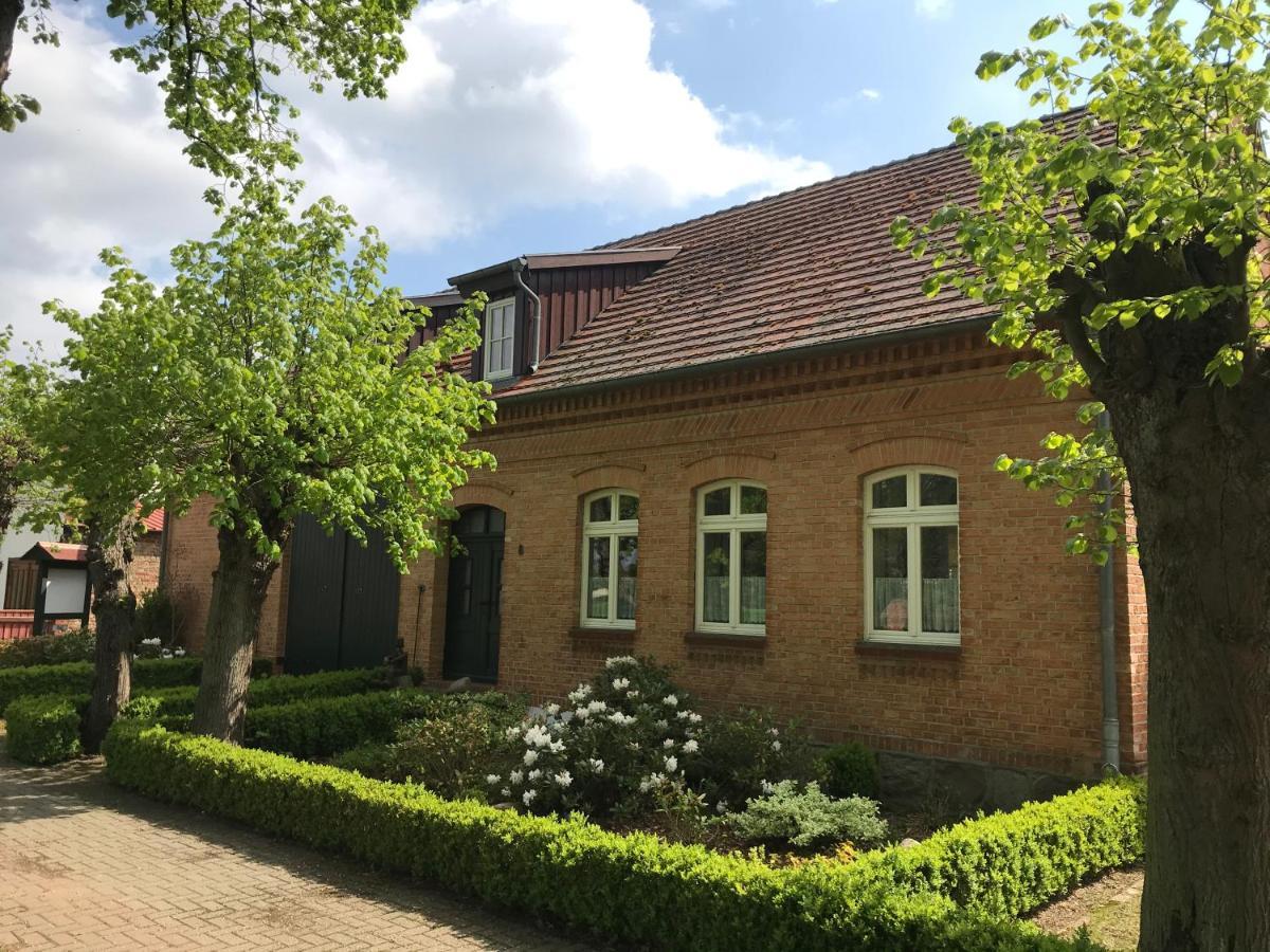 Lindenhof Wohnung 2, Erdgeschoss Vipperow Экстерьер фото