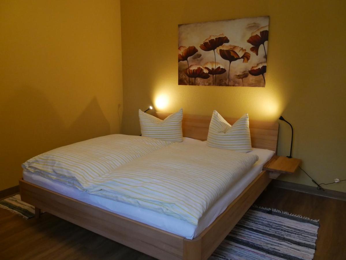 Lindenhof Wohnung 2, Erdgeschoss Vipperow Экстерьер фото